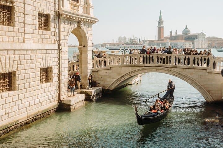 Venice In a Day St Mark's Doges Palace Gondola Ride and City Tour — photo 1 of 27