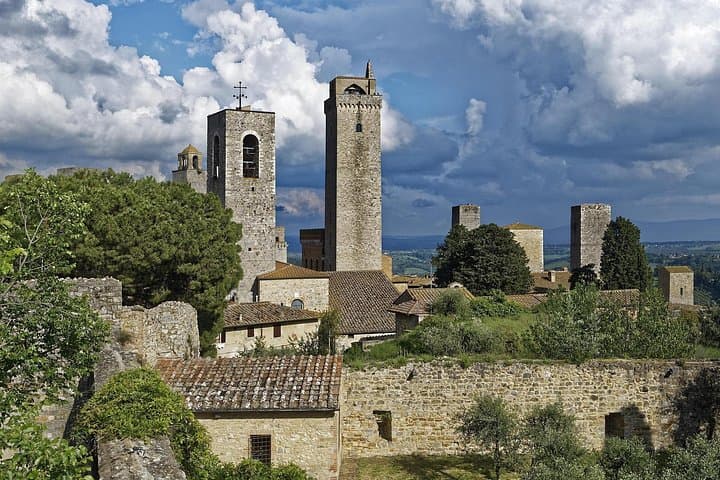 San Gimignano - Private Historic Walking Tour — photo 1 of 6