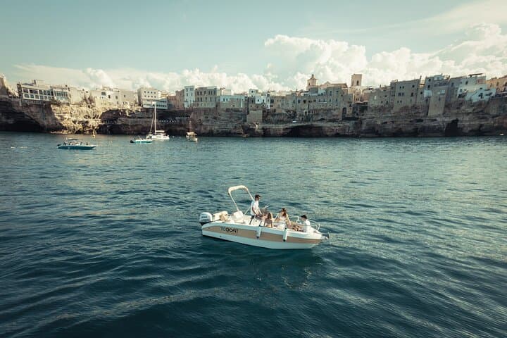Private Boat Tour with Tasting between Monopoli and Polignano — photo 1 of 11