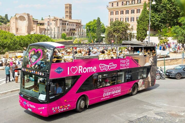 Official Rome Hop-on Hop-off Sightseeing Bus Tour — photo 1 of 7