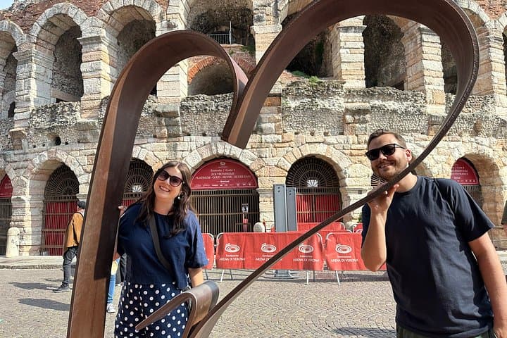 Verona Highlights Walking City Tour with a Local Guide — photo 1 of 12