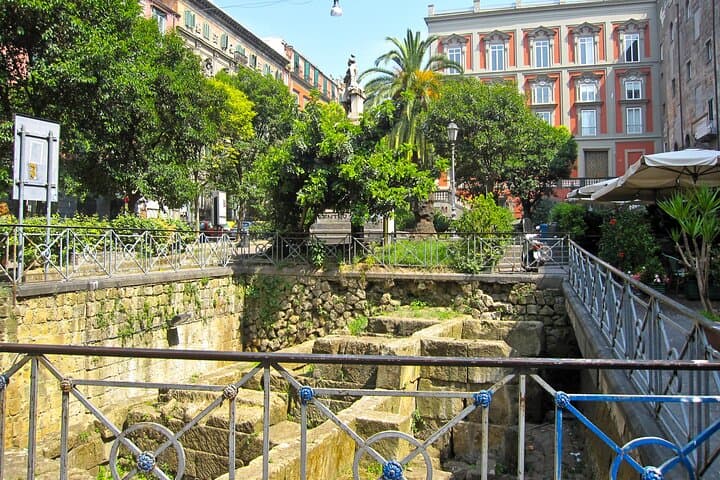 Naples City Centre Tour with Local Guide — photo 1 of 8