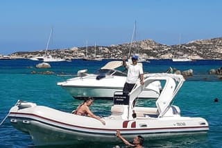 Rib experience to discover the Maddale Archipelago