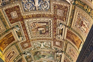 Vatican Museum and Sistine Chapel Evening Tour