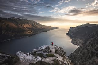 E-bike tour : From Riva Del Garda to Punta Larici under the stars