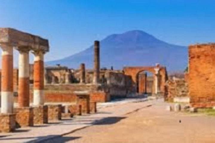 Pompeii Tour from Naples - Group Tour — photo 1 of 2