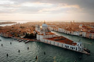 Sunset Boat Tour in Venice
