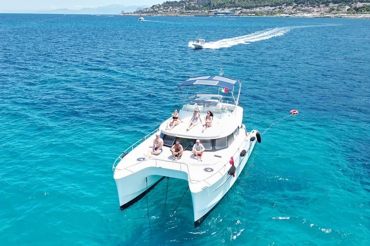 Full-day catamaran tour in Palermo: boat experience with lunch — photo 1 of 17
