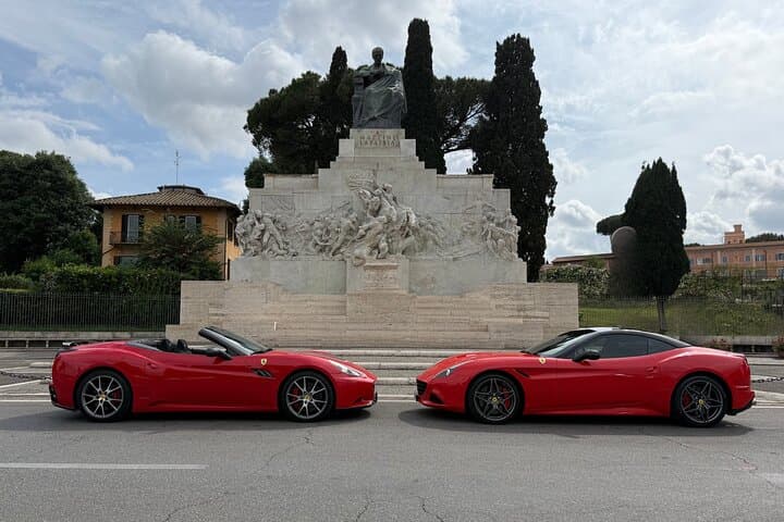 Private Tour in Ferrari with Driver in Rome — photo 1 of 10