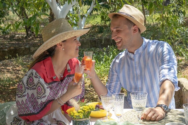 Sicilian Picnic in a Country House — photo 1 of 14