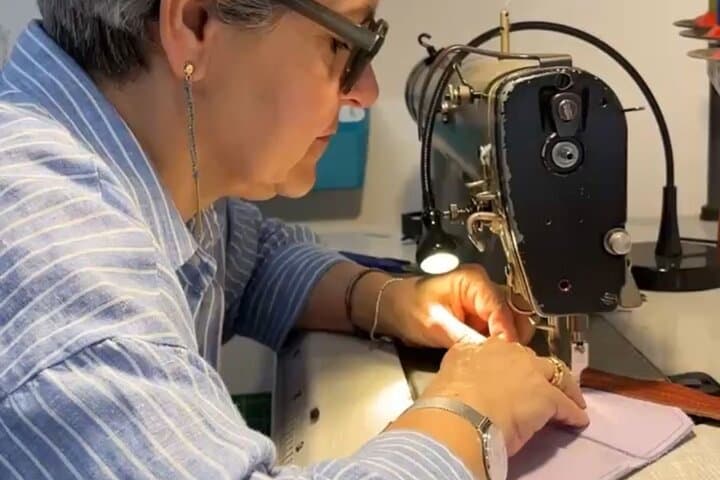 Leather Craft Workshop - Create Your Own Mini Wallet in Verona — photo 1 of 7