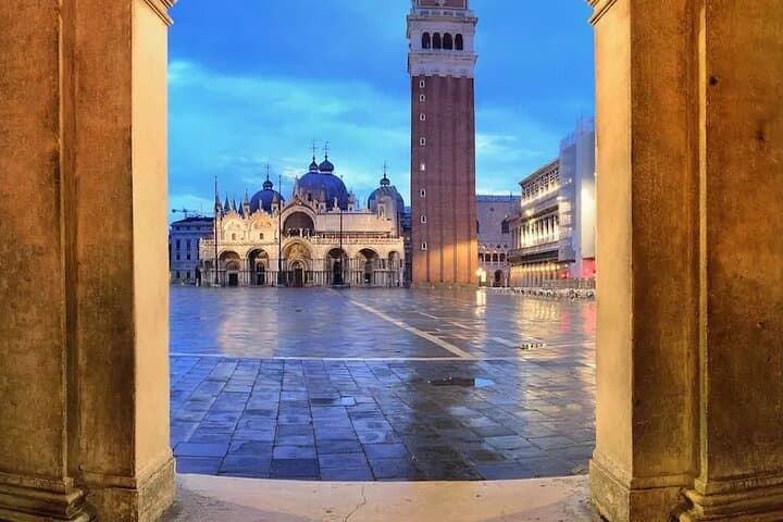 Self-Guided Tour: The Heart of Venice (English) — photo 1 of 7