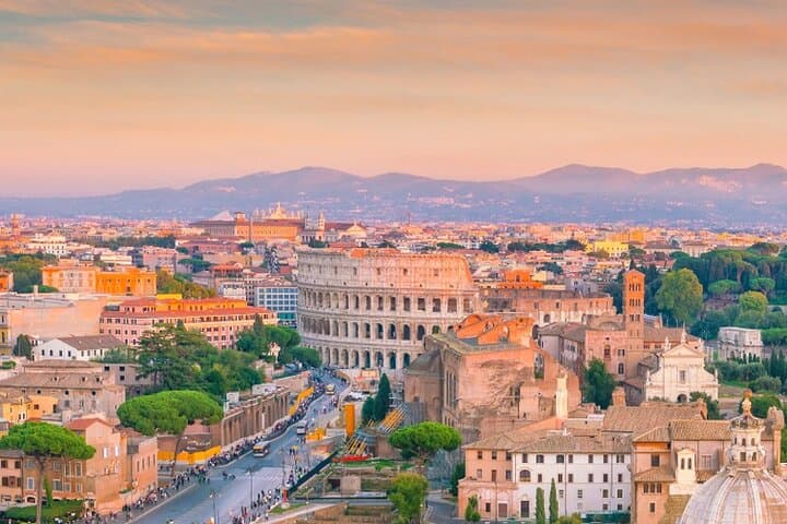 Rome at Sunset: Colosseum & Trevi Fountain Group Tour — photo 1 of 12