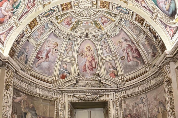 Guided Tour of the Vatican Museums and Sistine Chapel — photo 1 of 9