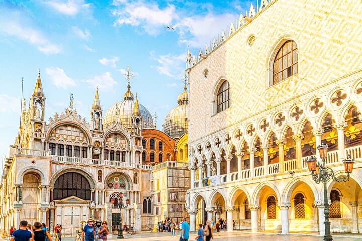 Doge's Palace and St Mark's Basilica Fast-Track Tour in Venice — photo 1 of 14