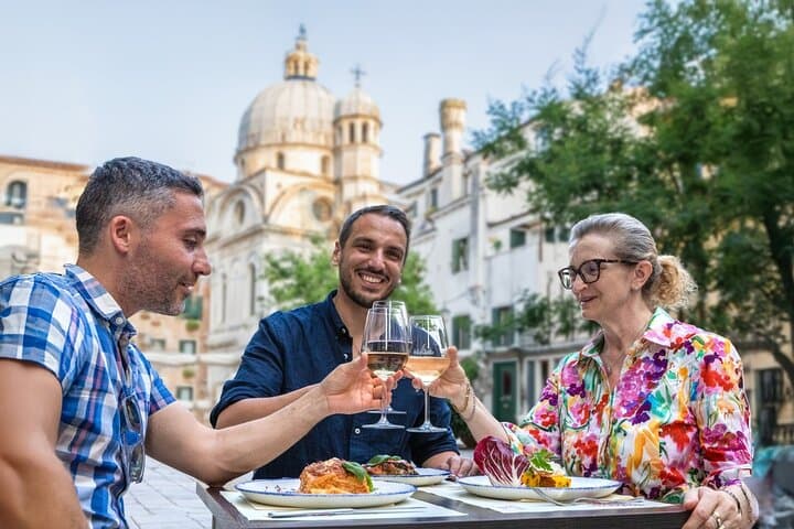Venice Evening Food Tour: Bites, Drinks & Sit-Down Dinner — photo 1 of 14