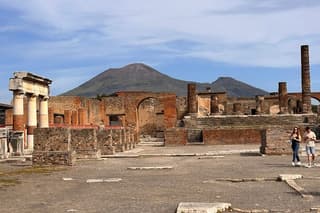 Pompeii Walking Tour