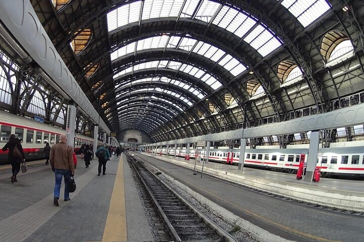 Private Transfer From Milan Train Station Milan Hotel — photo 1 of 3