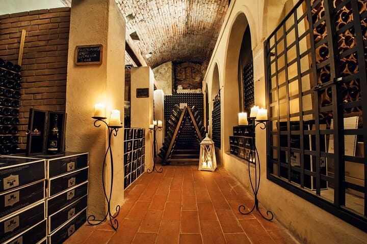 Franciacorta Wine Tour & Tasting with Local Pairings — photo 1 of 5