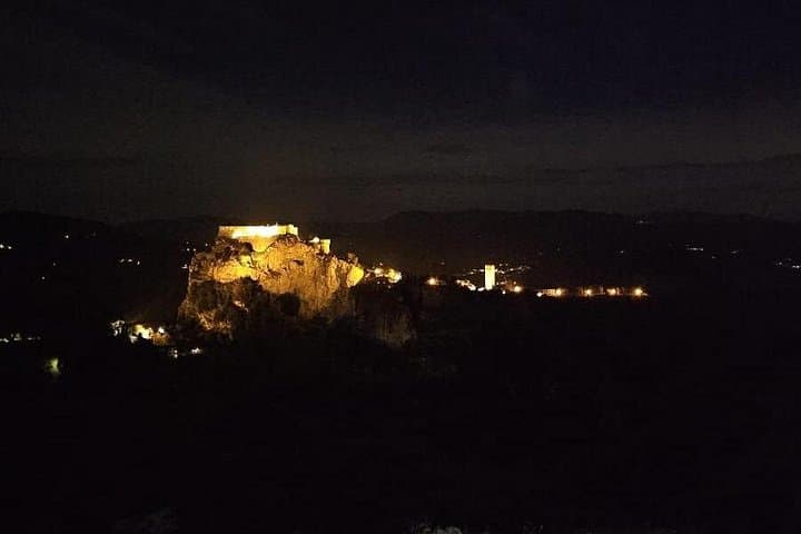 Night hike from San Leo to the monastery of S. Igne — photo 1 of 5