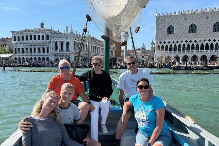 Shared 4hr Venice Classic Bragozzo Boat Tour — photo 1 of 11