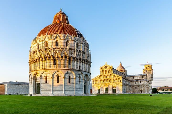 Florence to Pisa & Lucca: A Tuscan Day of History and Beauty — photo 1 of 11