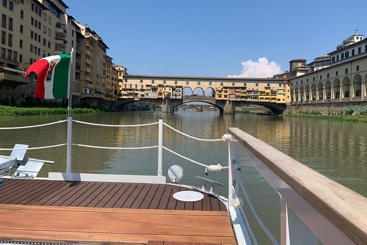 Florence River Arno Cruise with Commentary — photo 1 of 6
