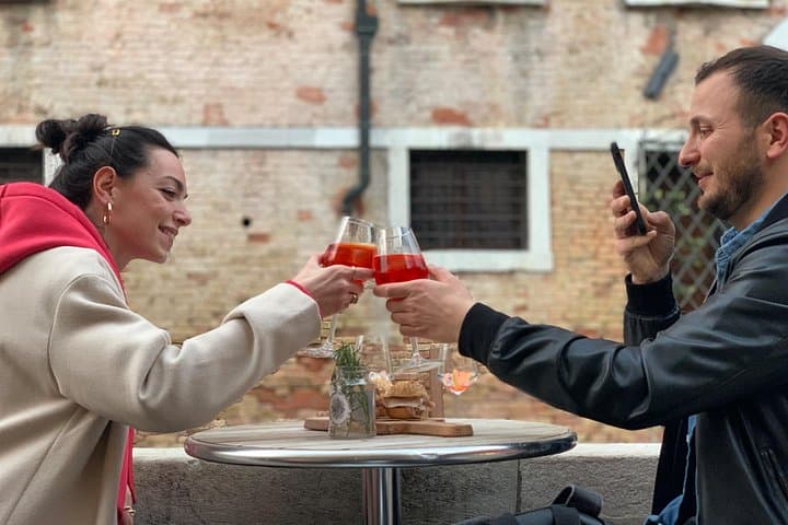 The Ultimate Spritz Tour of Venice with Streaty — photo 1 of 14