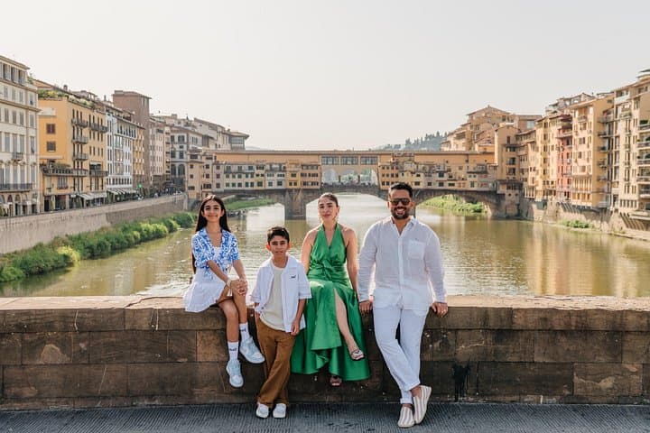Professional Photoshoot In Florence, Flying Dress rent available — photo 1 of 31
