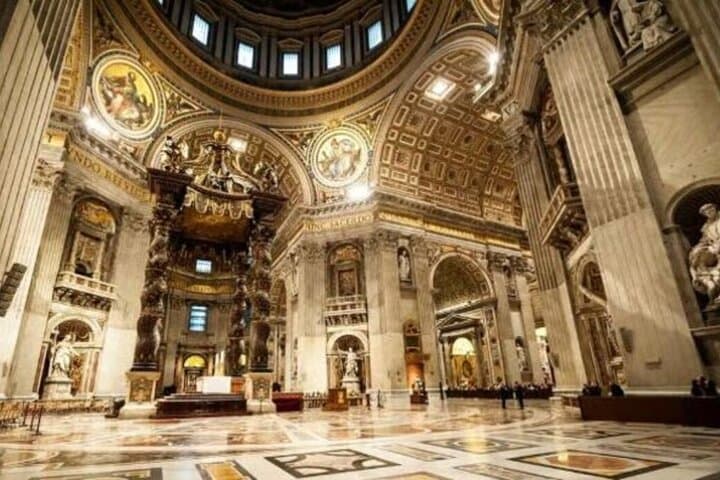 Rome St. Peter’s Basilica and Vatican Grottoes Guided Tour — photo 1 of 5