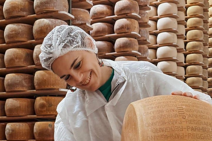 Parmigiano, Organic Wine Tasting and Lunch among Medieval Hamlets — photo 1 of 22