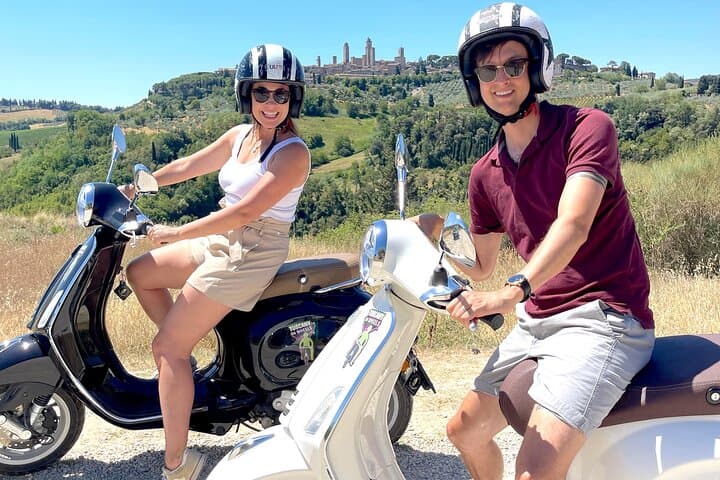 From San Gimignano: Tuscany Vespa Tour, Lunch & Wine Tasting — photo 1 of 16