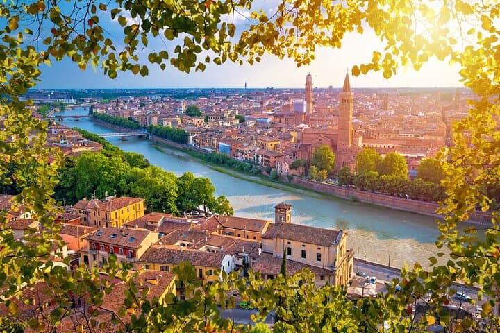 Verona: Tour with Arena, Cable Car and Optional Juliet Tickets — photo 1 of 26