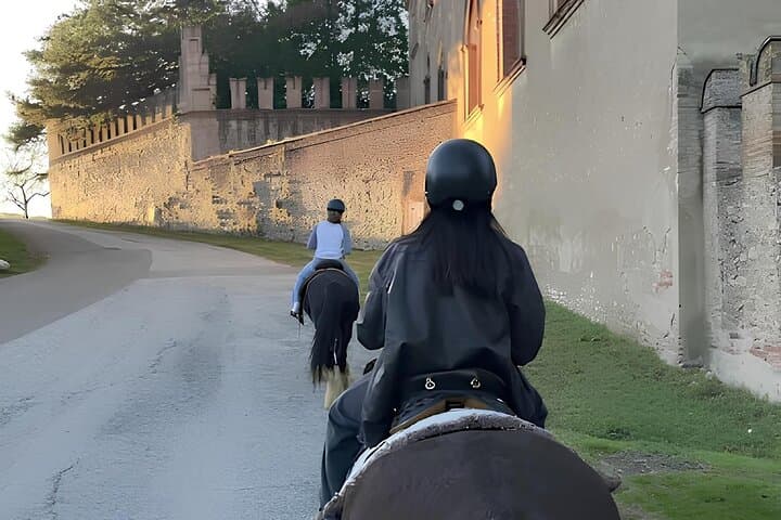 Horseback Riding Experience in the Bolognese Hills — photo 1 of 10