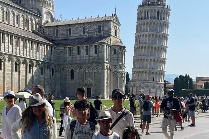 From Florence: Half-Day Tour of Iconic Pisa and the Leaning Tower — photo 1 of 12