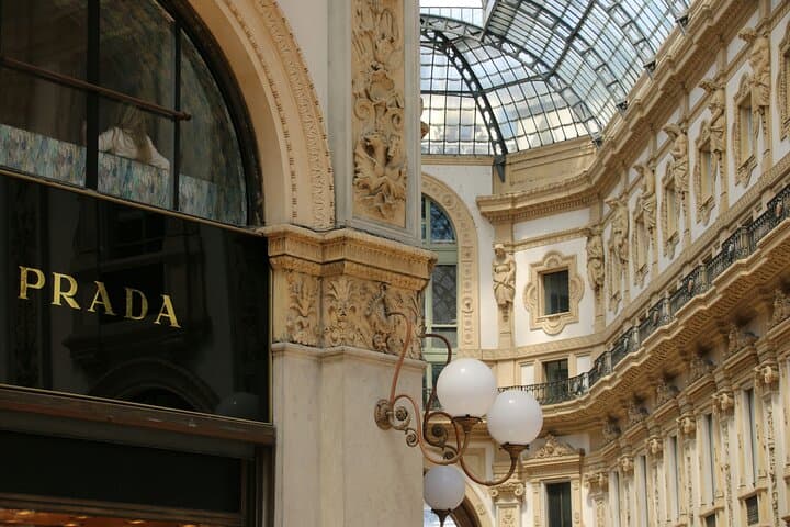 Milan Walking Tour Fashion Hidden Courtyards with Private Guide — photo 1 of 6