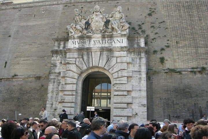 Vatican Museums Sistine Chapel St. Peter’s Basilica Guided Tour — photo 1 of 15