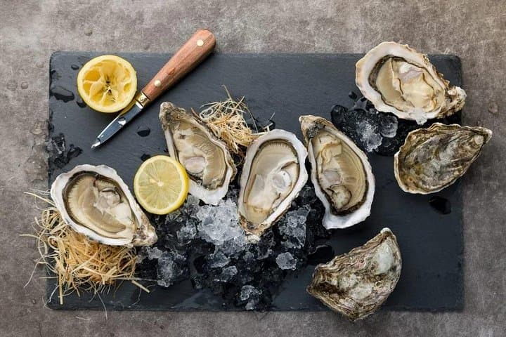 Exclusive tasting of oysters and seafood from the Riviera — photo 1 of 9