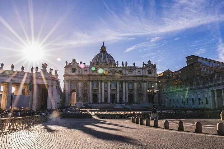 Basilica of St. Peter and Papal Tombs Guided Tour — photo 1 of 9