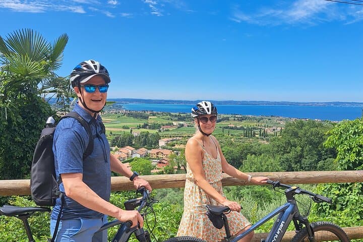 E-Bike Tour and Wine Tasting from Bardolino — photo 1 of 10