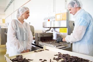 Chocolate Factory Tour and Show Cooking in Pontremoli