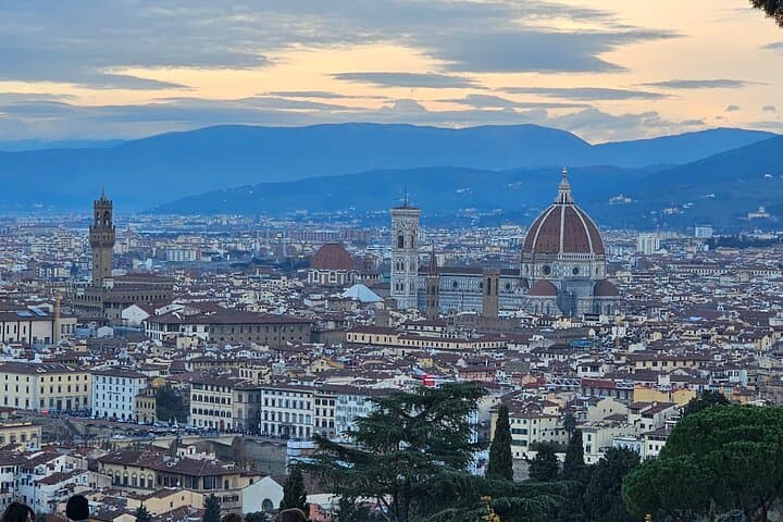 Florence Golden Hour Walking tour with Sunset Experience. — photo 1 of 8