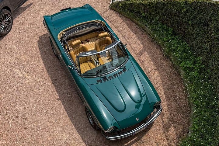 Lake Como: Classic Car Rental Italian Fiat 124 Convertible — photo 1 of 6