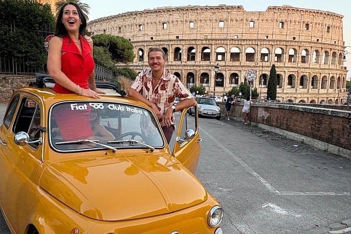 Vintage Rome Unveiled: A Fiat 500 Journey Through Time — photo 1 of 4