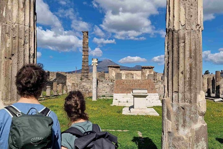 Pompeii Ruins Tour with Local Wine & Light Lunch from Naples — photo 1 of 17
