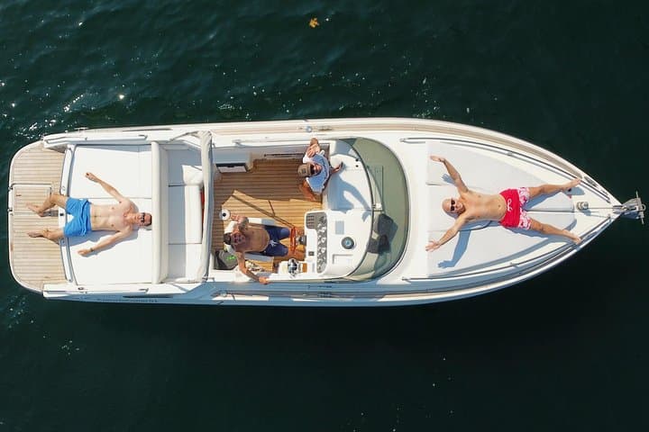 Private Tour Lake Como - 2h of Villas, Photos, Openwine & Swim — photo 1 of 16