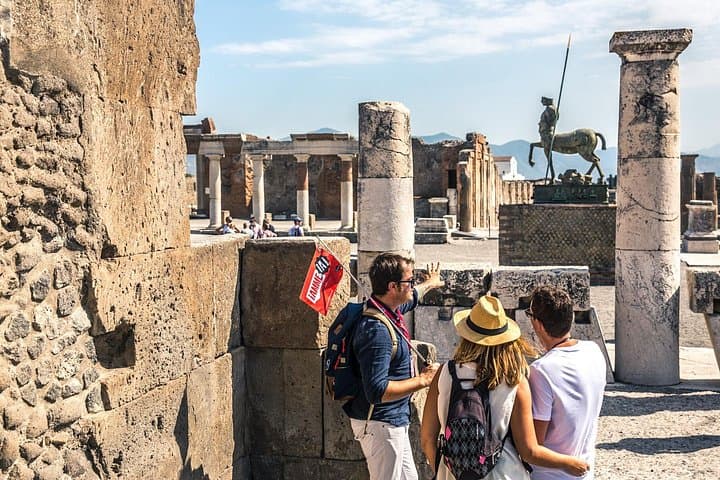 Skip-the-Line Private Pompeii Guided Tour from Positano — photo 1 of 13