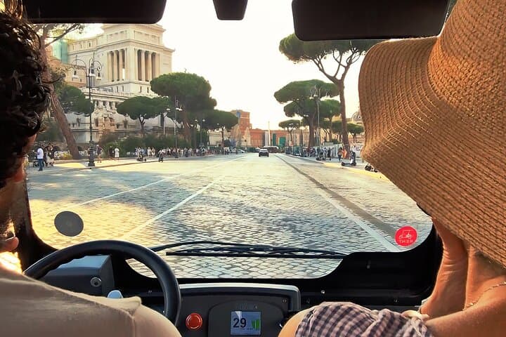 Rome Panoramic Golf Cart Tour with Private Guide — photo 1 of 10