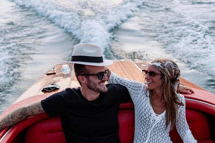 Private Lake Como Tour Wooden Boat — photo 1 of 10