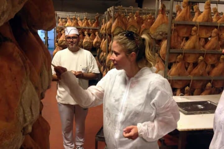 From Reggio Emilia High Speed to Flavor Parmigiano and Ham Tour — photo 1 of 9